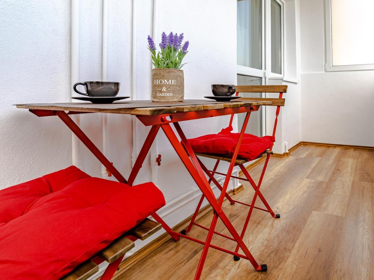 Apartament Garii Brasov Luaran gambar