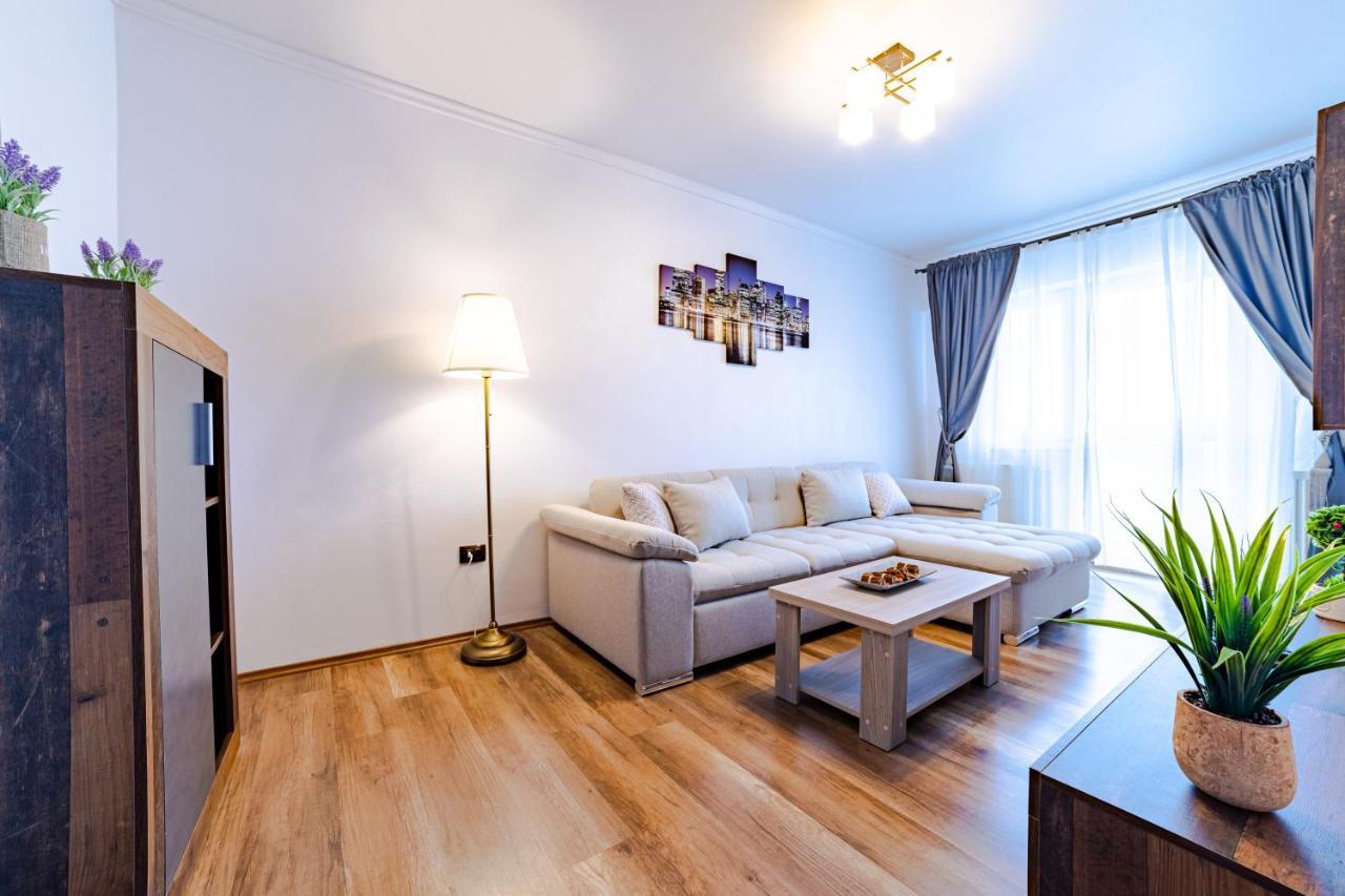 Apartament Garii Brasov Luaran gambar